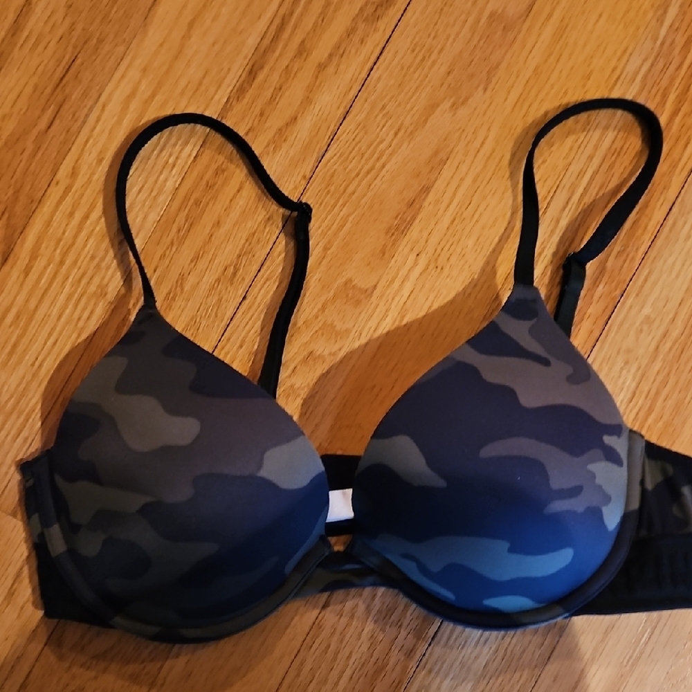 Camo Print Women's Bra